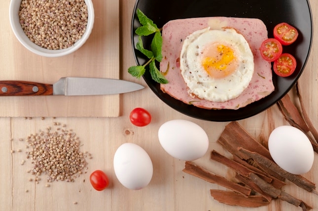 Achieving 100 g Protein: Boost Customer Engagement Strategies